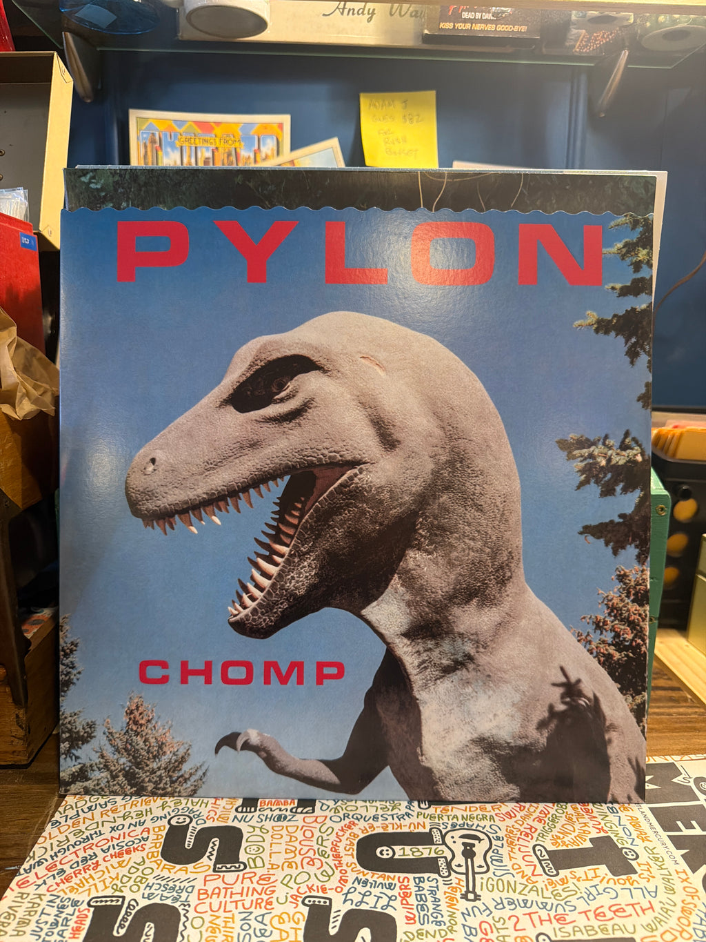 Pylon- Chomp